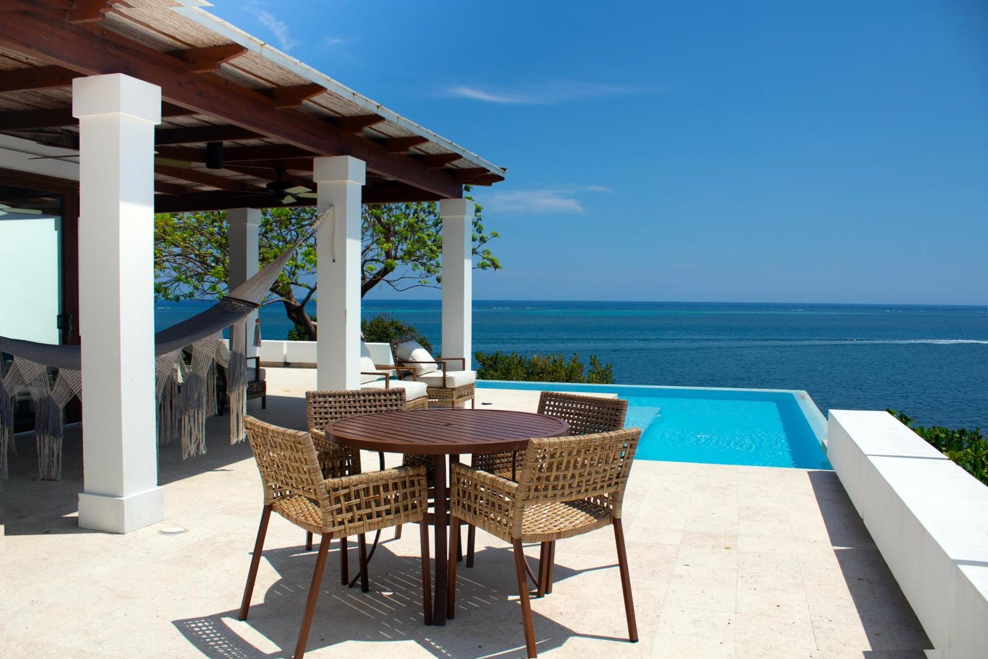 Las Verandas Hotel & Villas First Bight ภายนอก รูปภาพ