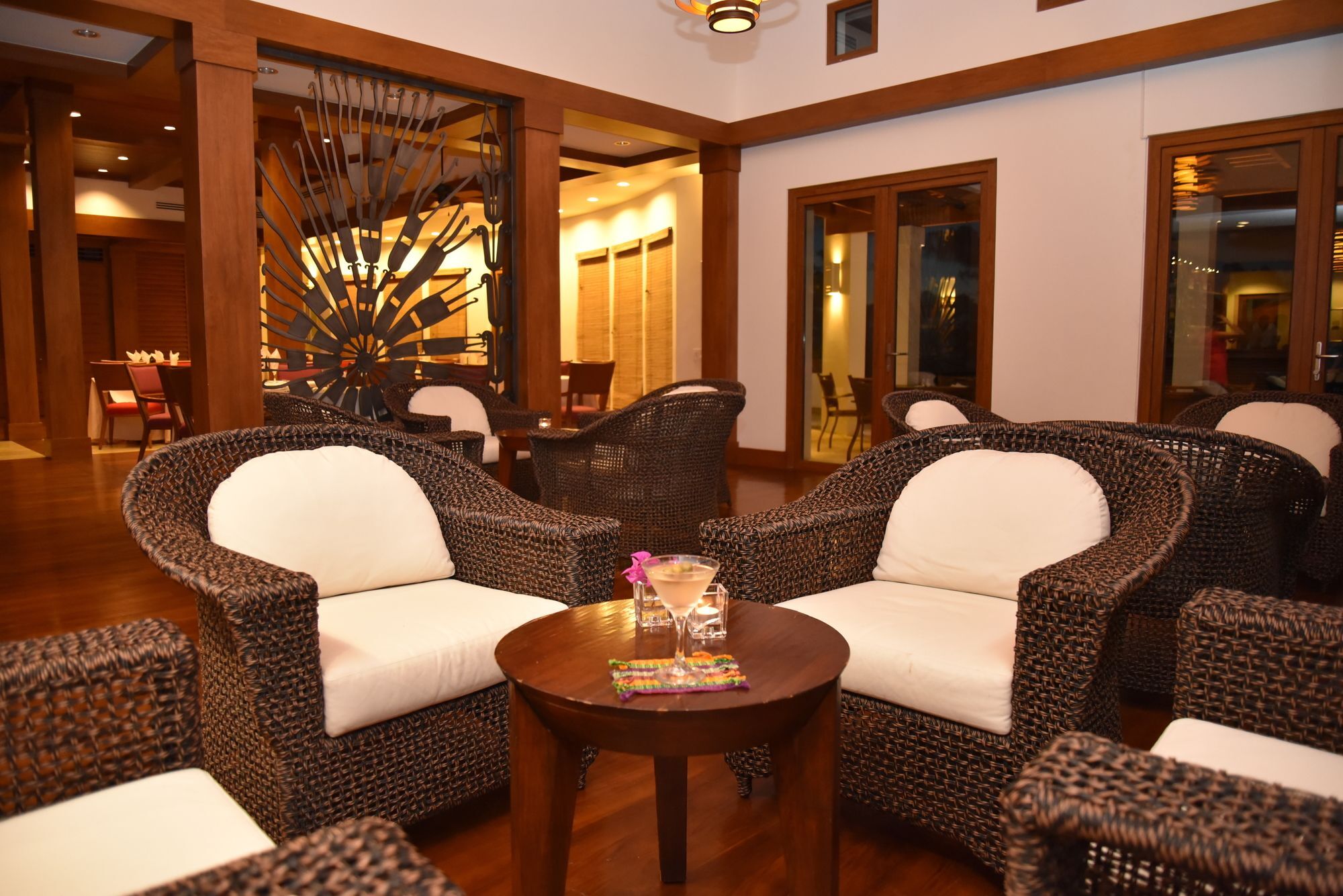 Las Verandas Hotel & Villas First Bight ภายนอก รูปภาพ
